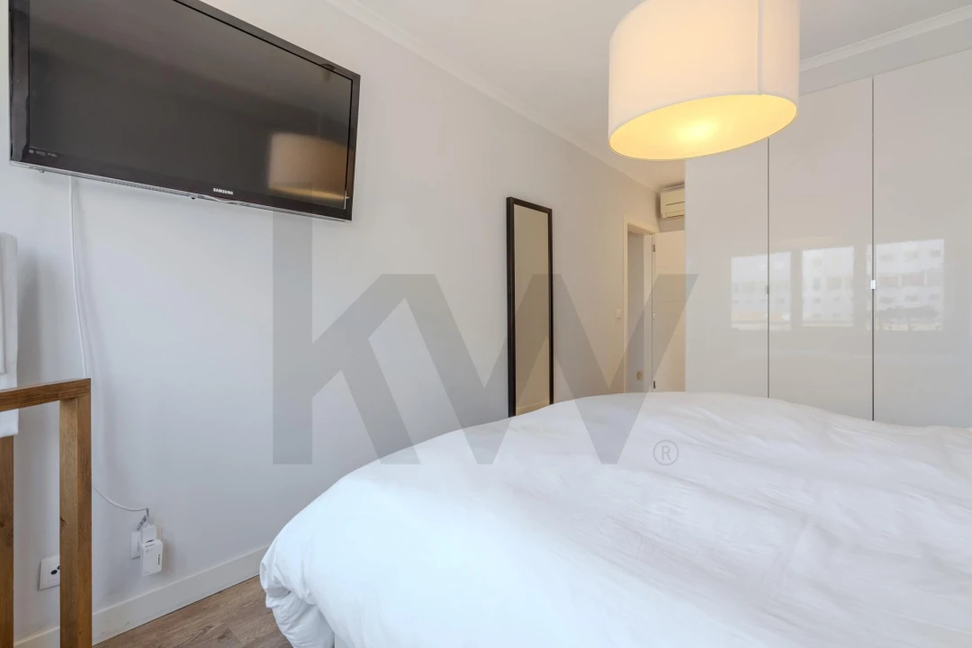 Apartamento T3 para Venda em Carnaxide e Queijas Foto 31