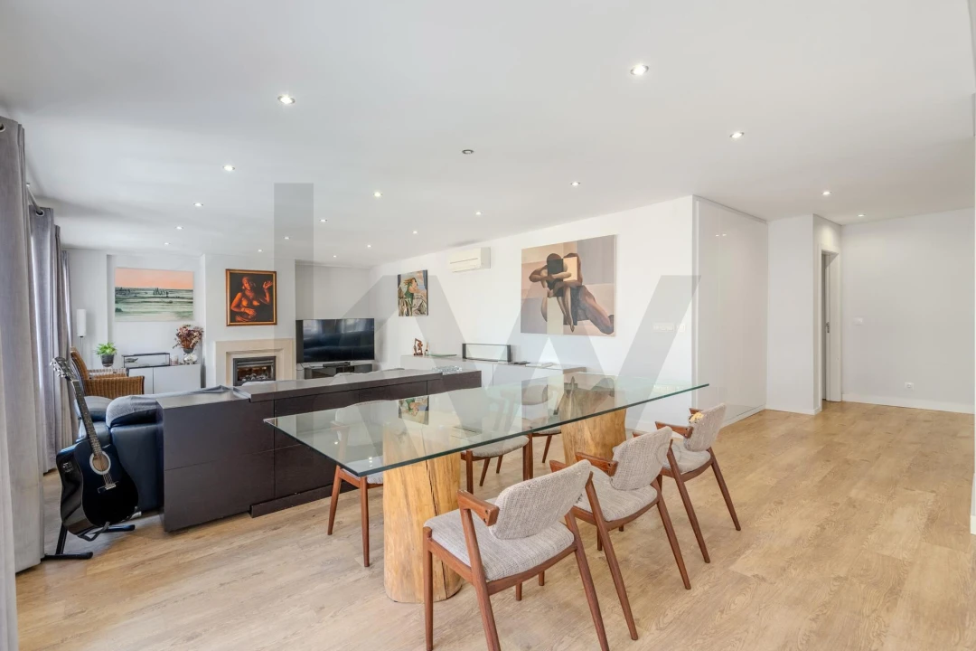 Apartamento T3 para Venda em Carnaxide e Queijas Foto 2