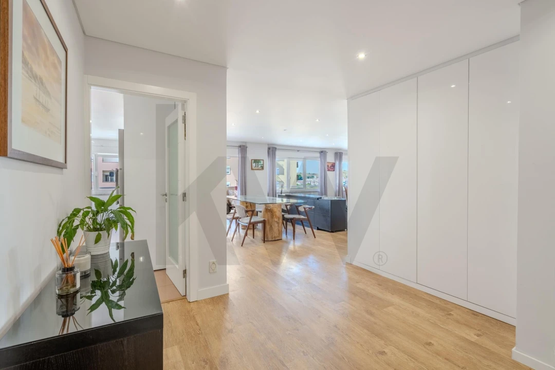 Apartamento T3 para Venda em Carnaxide e Queijas Foto 16