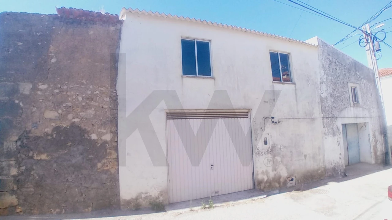 Moradia T2 para Venda em Samuel Foto 15