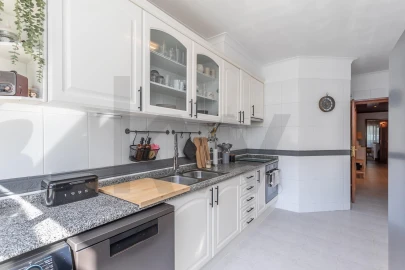 Apartamento T2 para Venda em Algueirão-Mem Martins