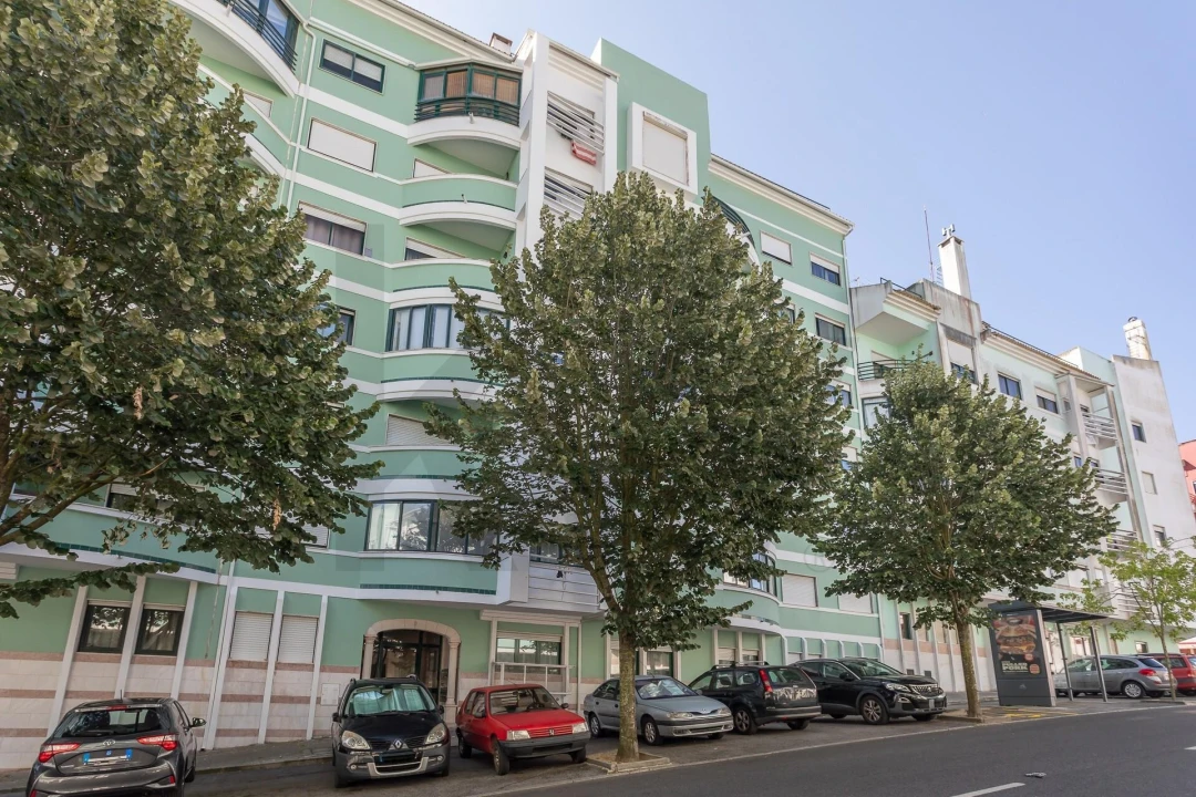 Apartamento T2 para Venda em Algueirão-Mem Martins Foto 32