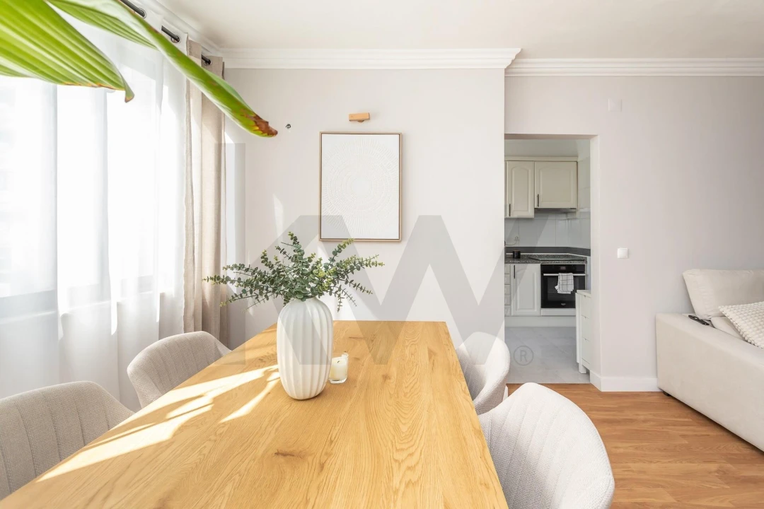 Apartamento T2 para Venda em Algueirão-Mem Martins Foto 12