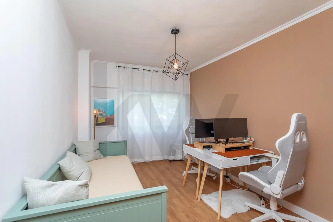 Apartamento T2 para Venda em Algueirão-Mem Martins Foto 25