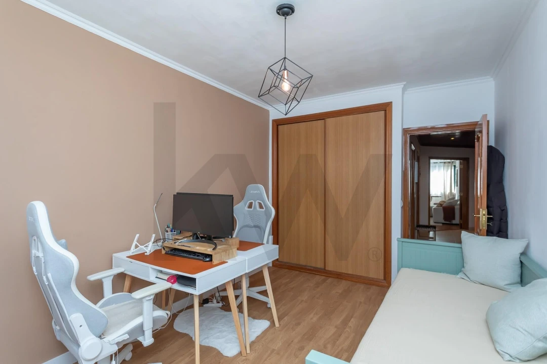Apartamento T2 para Venda em Algueirão-Mem Martins Foto 26