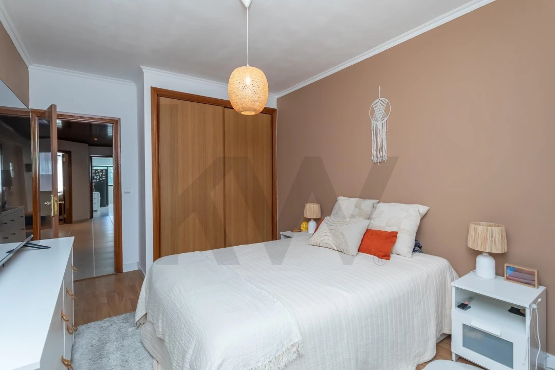 Apartamento T2 para Venda em Algueirão-Mem Martins Foto 22