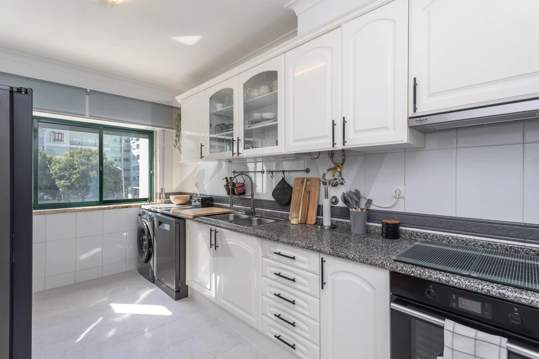 Apartamento T2 para Venda em Algueirão-Mem Martins Foto 5