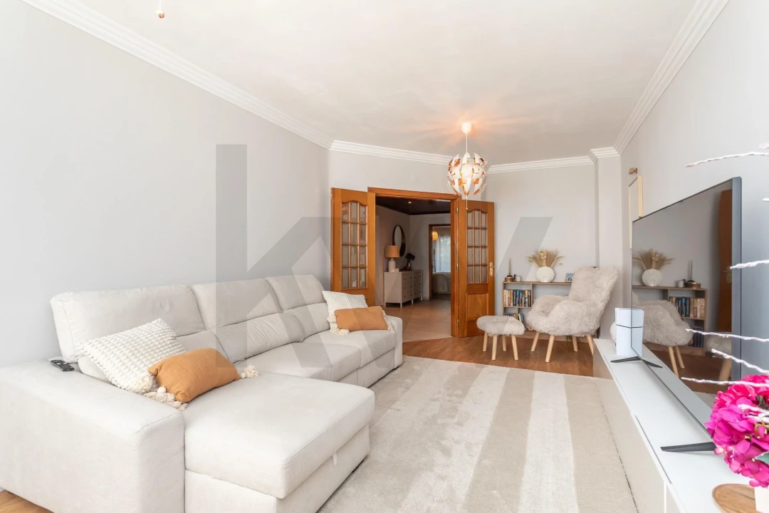 Apartamento T2 para Venda em Algueirão-Mem Martins Foto 10