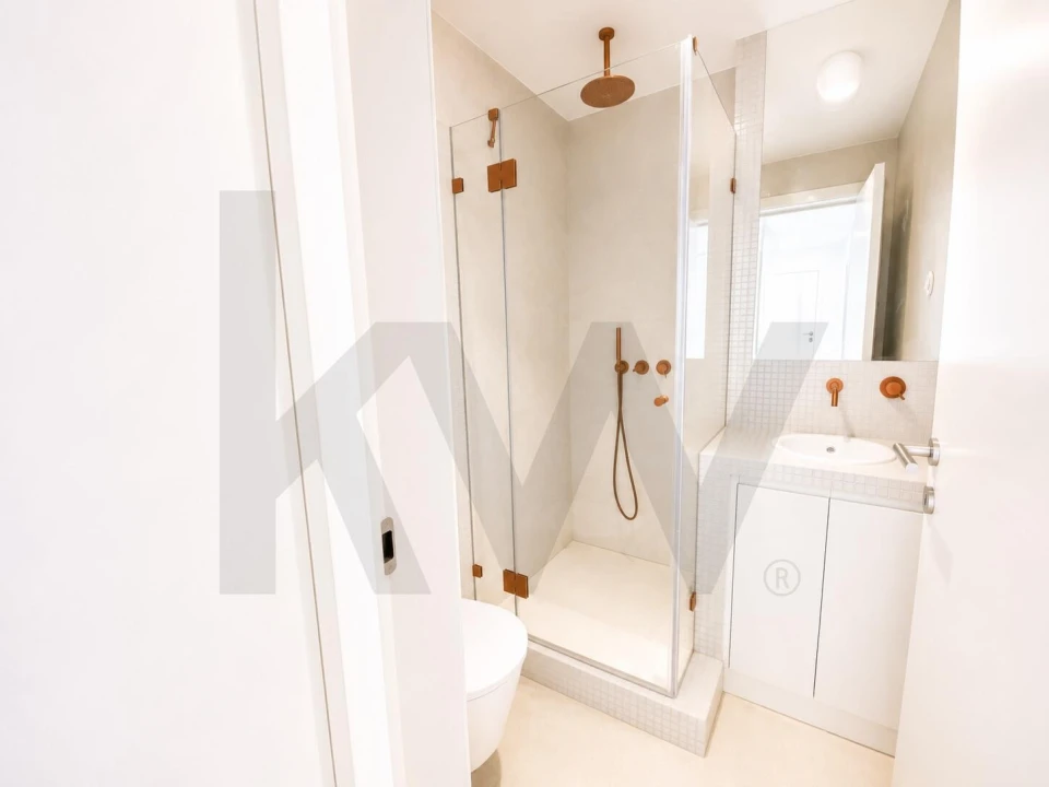 Apartamento T2 para Arrendamento em Beato Foto 9
