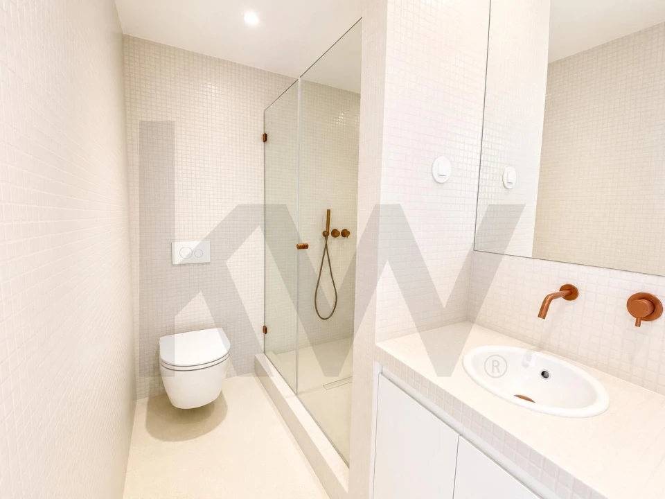 Apartamento T2 para Arrendamento em Beato Foto 7