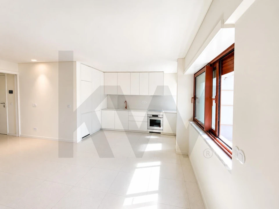 Apartamento T2 para Arrendamento em Beato Foto 5