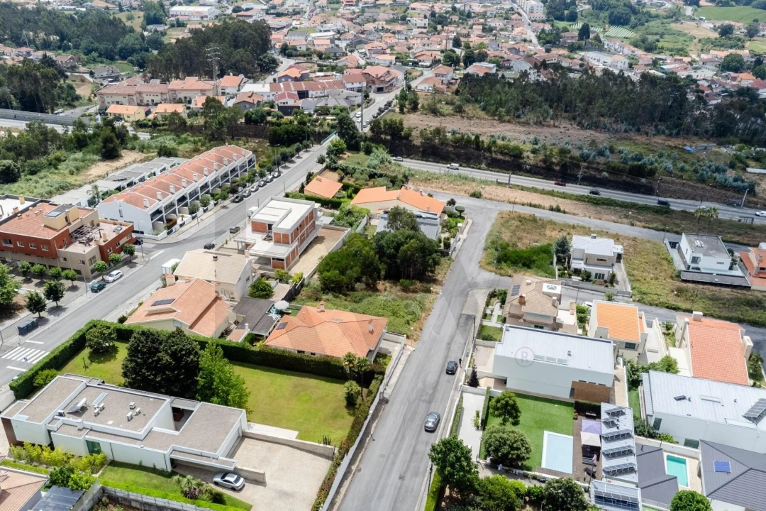 Terreno para Venda em Escapães Foto 16