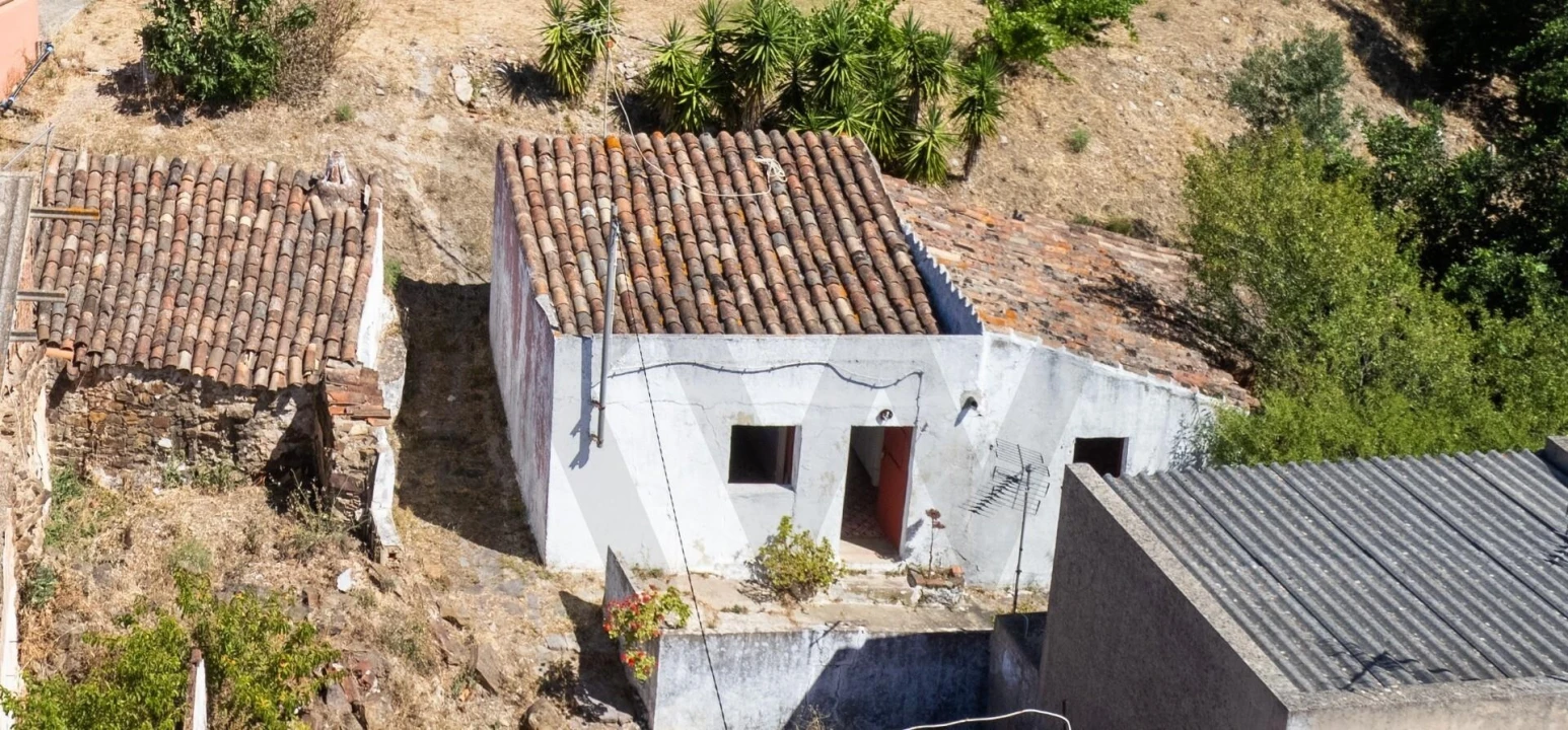 Moradia T2 para Venda em Salir Foto 1