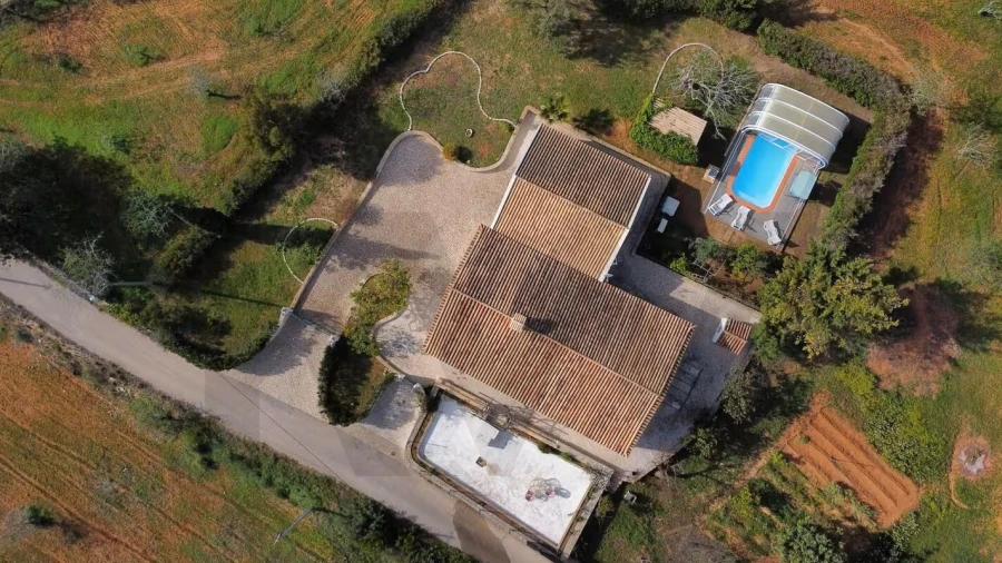 Moradia T3 para Venda em Alcantarilha e Pêra