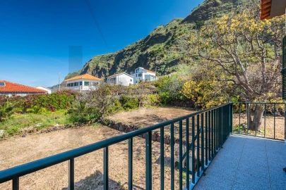 Moradia T5 para Venda em Jardim do Mar