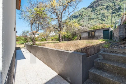 Moradia T5 para Venda em Jardim do Mar