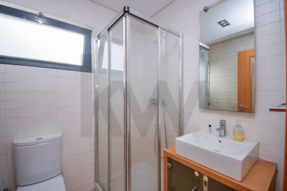 Apartamento T3 para Arrendamento em Amora
