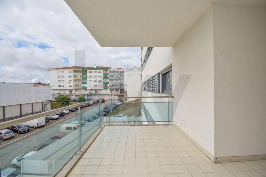 Apartamento T3 para Arrendamento em Amora Foto 7