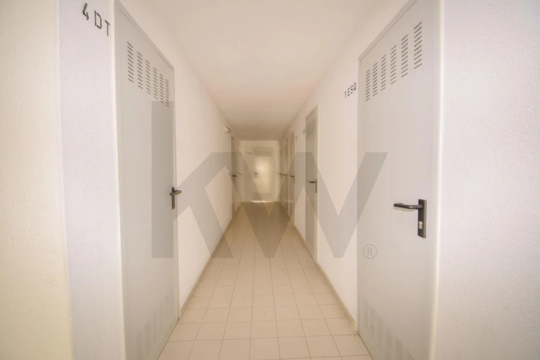 Apartamento T3 para Arrendamento em Amora Foto 26