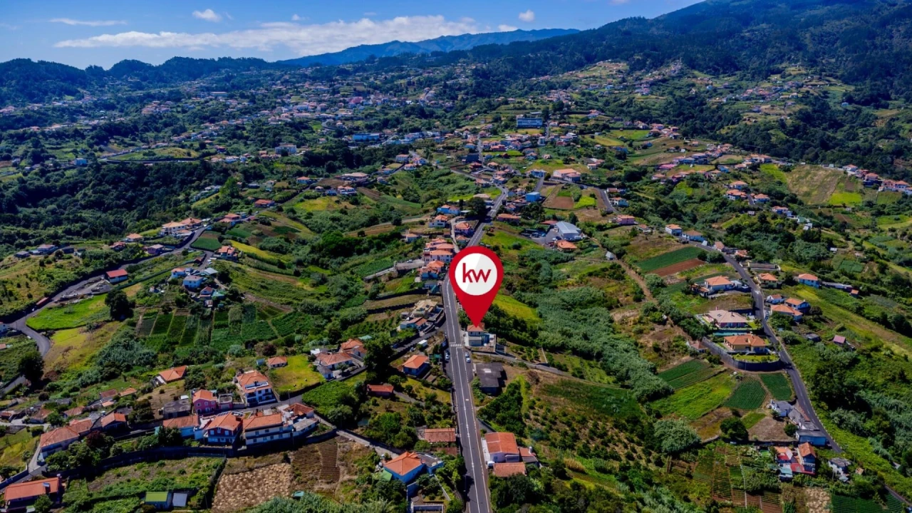 Moradia T4 para Venda em Santana Foto 46