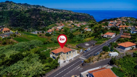 Moradia T4 para Venda em Santana