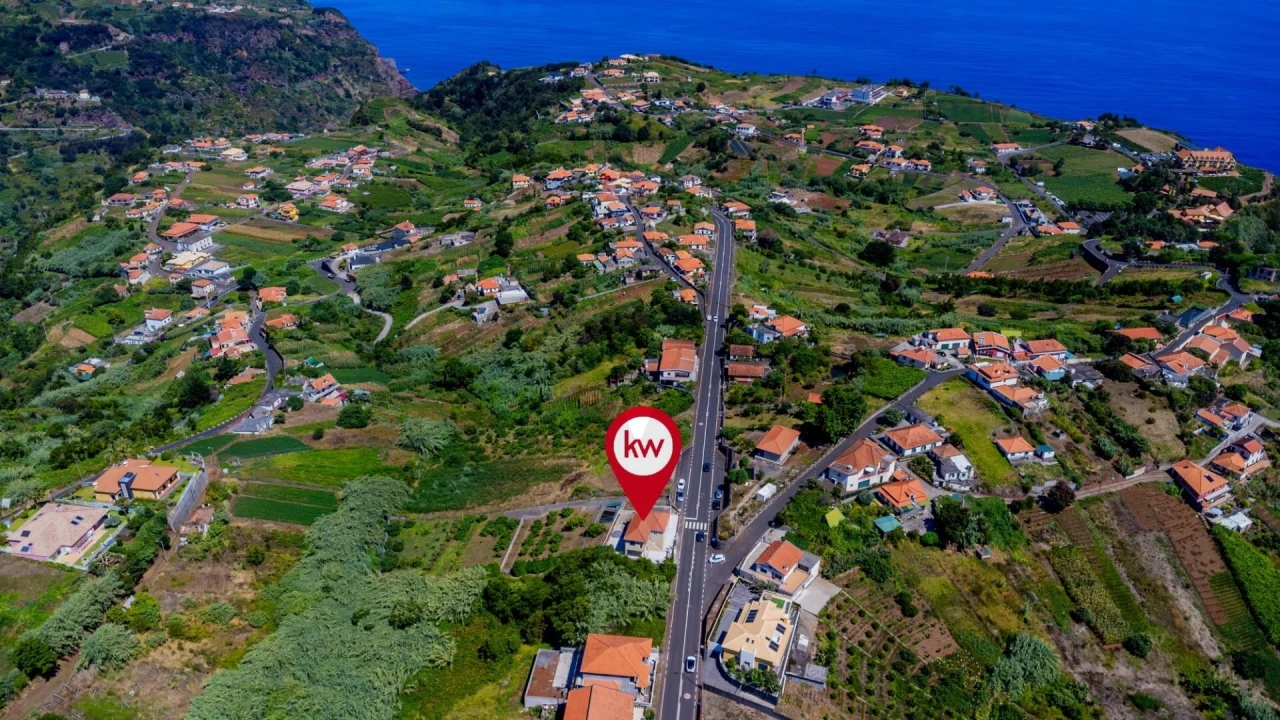 Moradia T4 para Venda em Santana Foto 48