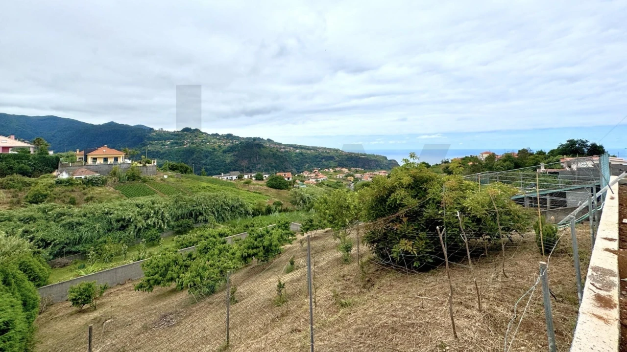 Moradia T4 para Venda em Santana Foto 7