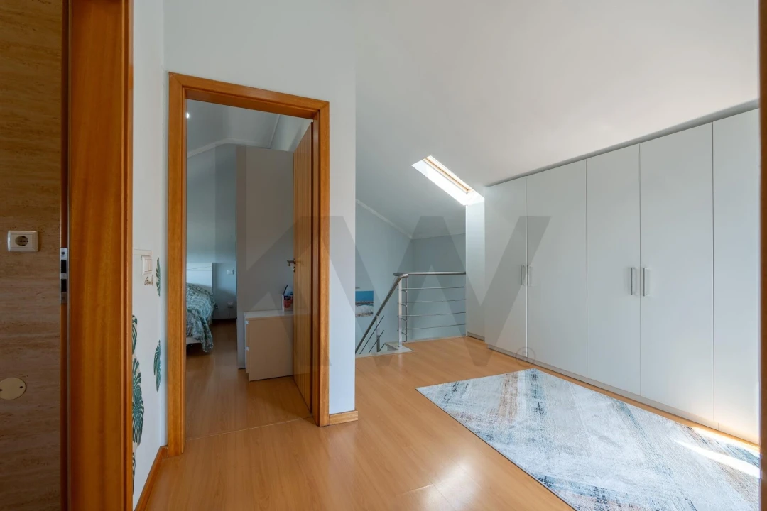 Apartamento T2 para Venda em Trouxemil e Torre de Vilela Foto 14
