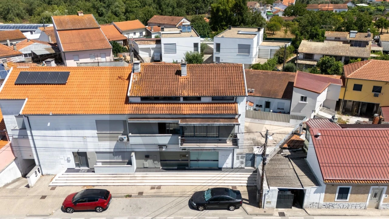 Apartamento T2 para Venda em Trouxemil e Torre de Vilela Foto 23