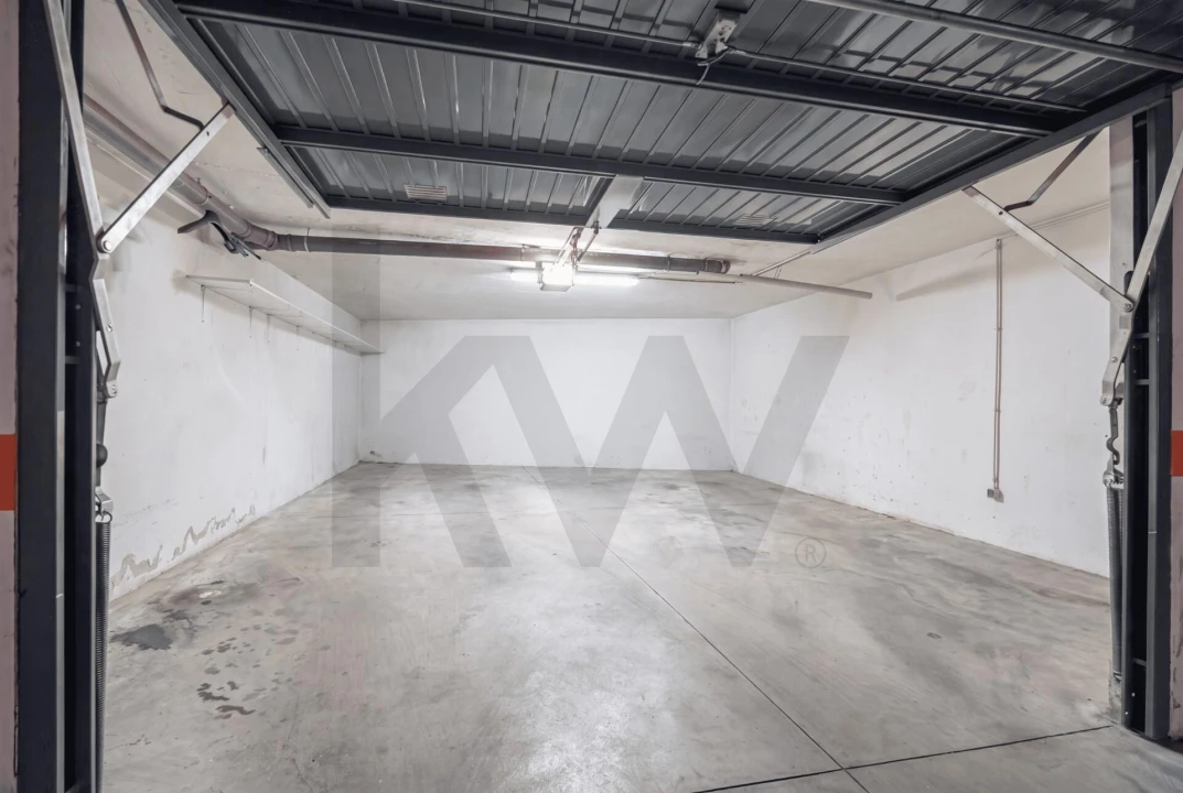 Apartamento T2 para Venda em Trouxemil e Torre de Vilela Foto 21