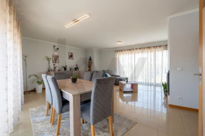 Apartamento T2 para Venda em Trouxemil e Torre de Vilela