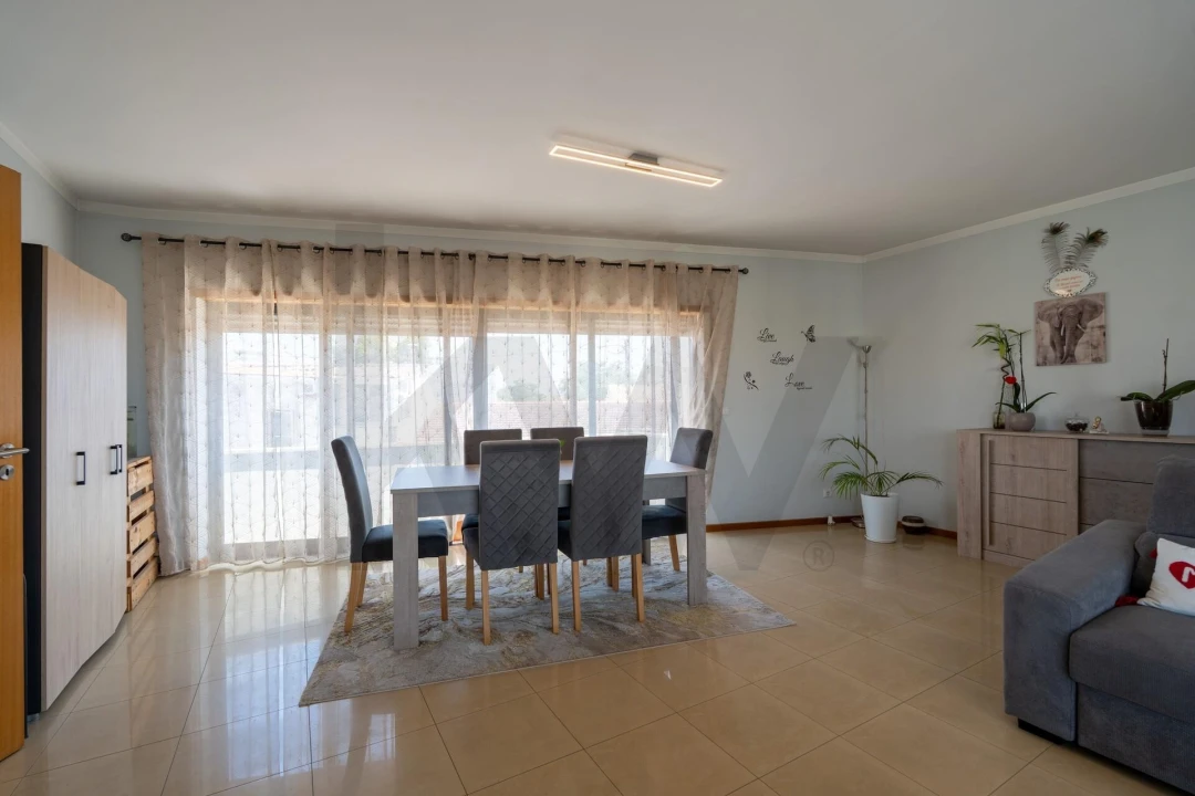 Apartamento T2 para Venda em Trouxemil e Torre de Vilela Foto 5