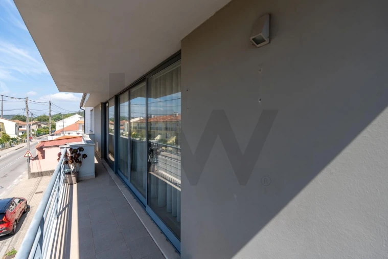 Apartamento T2 para Venda em Trouxemil e Torre de Vilela Foto 17