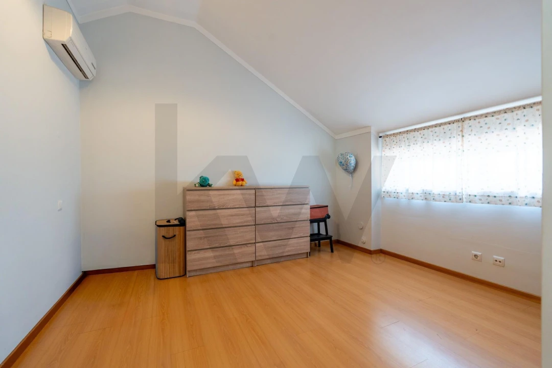 Apartamento T2 para Venda em Trouxemil e Torre de Vilela Foto 11