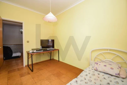 Apartamento T2 para Venda em Santa Iria de Azoia, São João da Talha e Bobadela