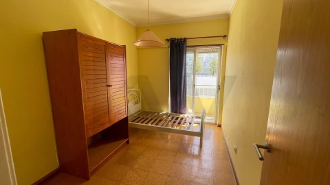 Apartamento T2 para Venda em Santa Iria de Azoia, São João da Talha e Bobadela
