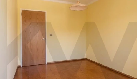 Apartamento T2 para Venda em Santa Iria de Azoia, São João da Talha e Bobadela