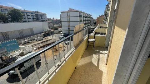 Apartamento T2 para Venda em Santa Iria de Azoia, São João da Talha e Bobadela