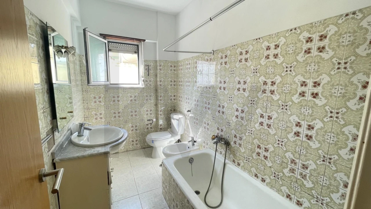 Apartamento T2 para Venda em Santa Iria de Azoia, São João da Talha e Bobadela Foto 19
