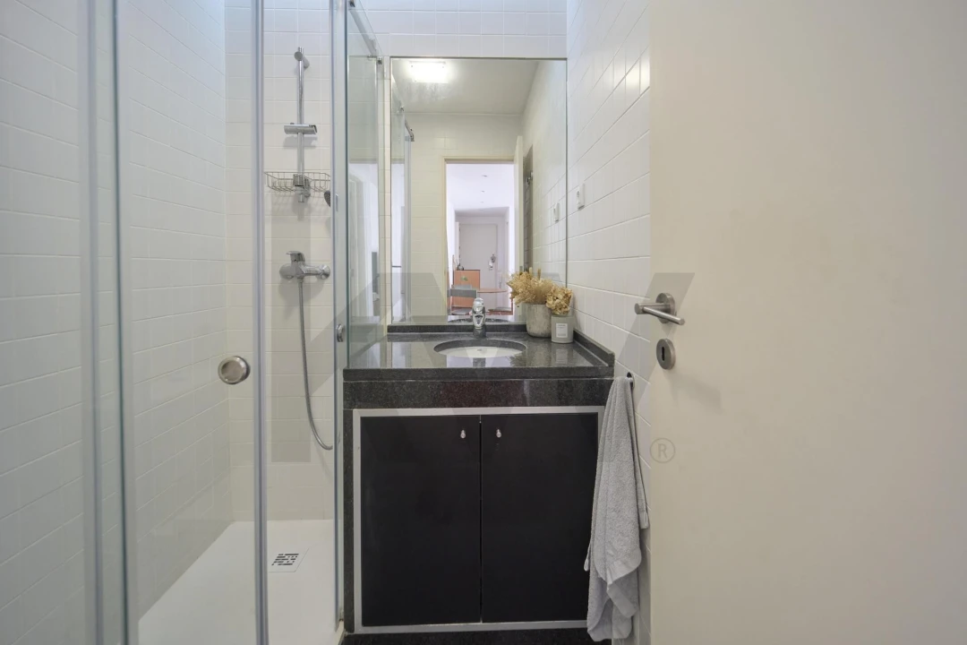 Apartamento T2 para Venda em Alcantara Foto 18