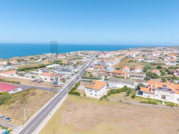 Moradia T3 para Venda em Santo Isidoro