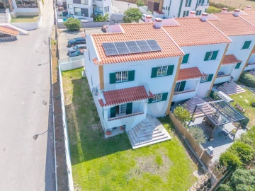 Moradia T3 para Venda em Santo Isidoro
