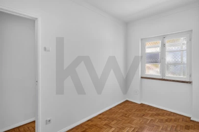 Apartamento T1 para Venda em Alhandra, São João dos Montes e Calhandriz