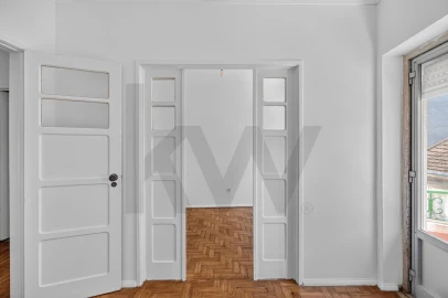 Apartamento T1 para Venda em Alhandra, São João dos Montes e Calhandriz