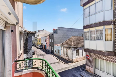 Apartamento T1 para Venda em Alhandra, São João dos Montes e Calhandriz