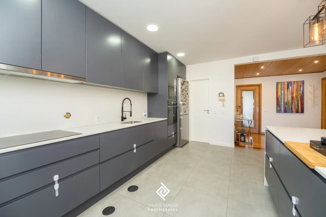 Apartamento T2 para Venda em Santa Marinha e São Pedro da Afurada Foto 7