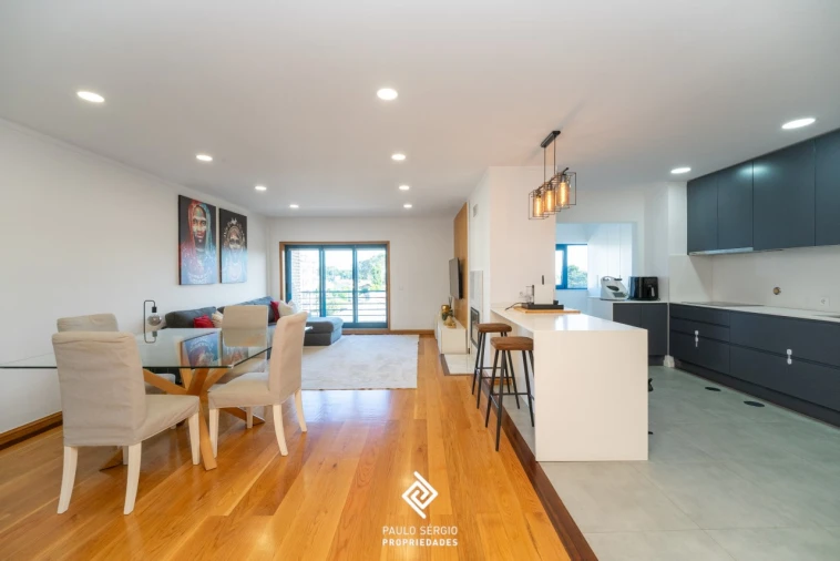 Apartamento T2 para Venda em Santa Marinha e São Pedro da Afurada Foto 2