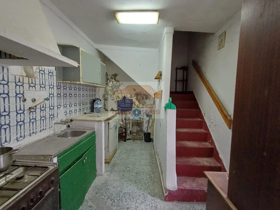 Moradia T2 para Venda em Santa Maria do Castelo e Santiago e Santa Susana Foto 4