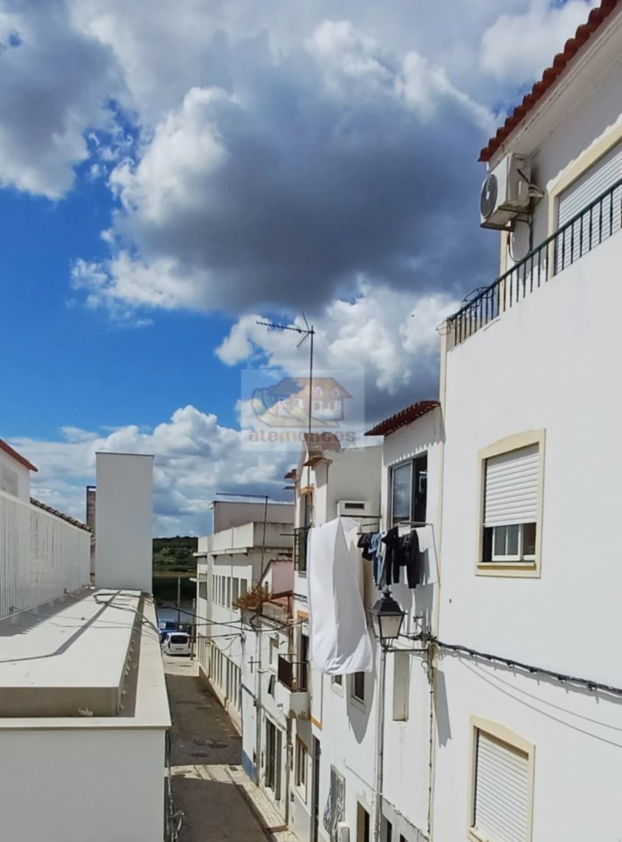 Moradia T2 para Venda em Santa Maria do Castelo e Santiago e Santa Susana Foto 18