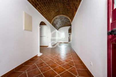 Moradia T4 para Venda em Campo e Campinho
